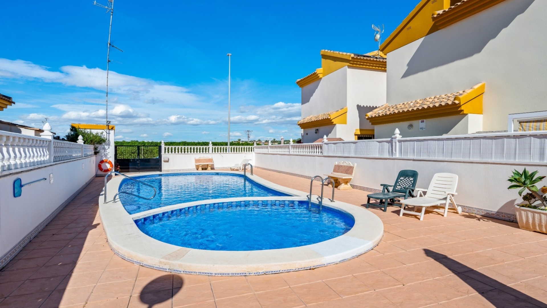 Wederverkoop - Villa - Guardamar del Segura - El Raso