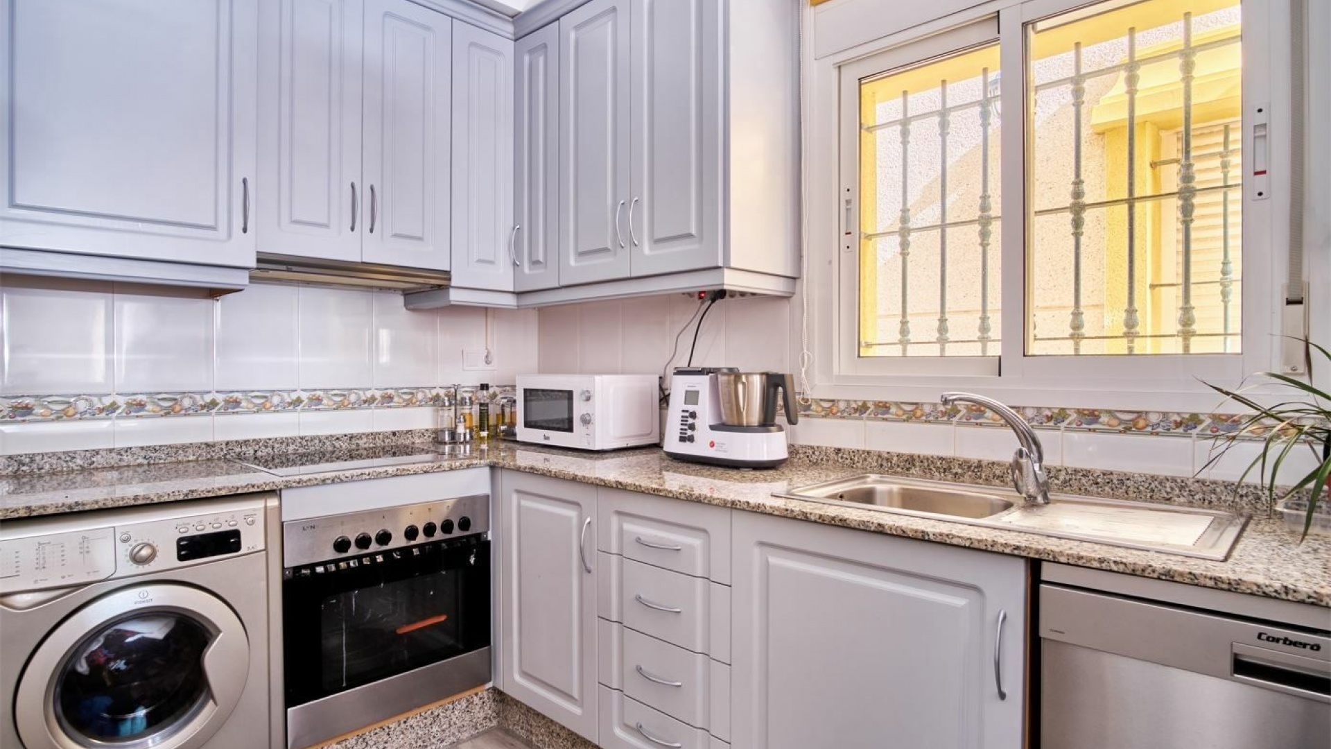 Wederverkoop - Villa - Los Montesinos - La Herrada