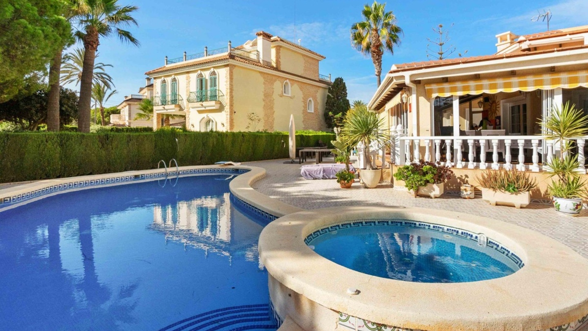 Wederverkoop - Villa - Orihuela - Cabo Roig