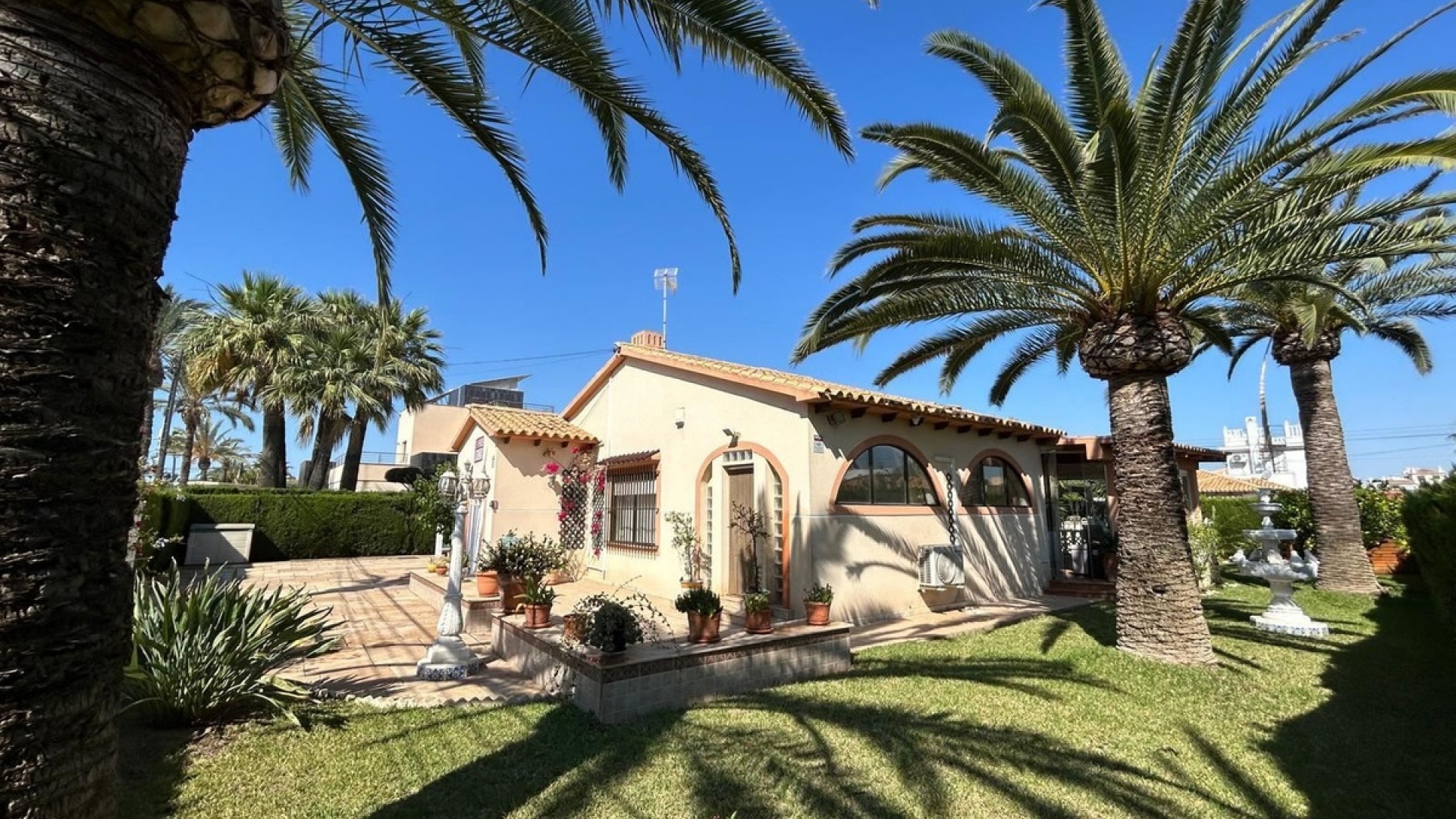 Wederverkoop - Villa - Orihuela - Cabo Roig