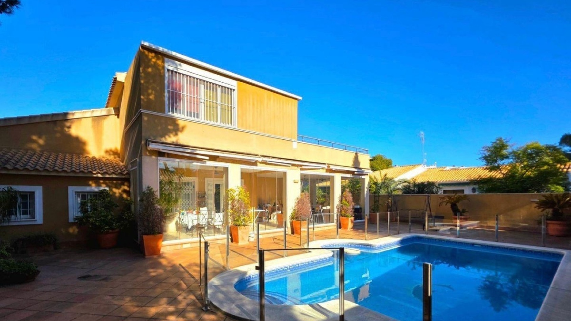 Wederverkoop - Villa - Orihuela - Campoamor