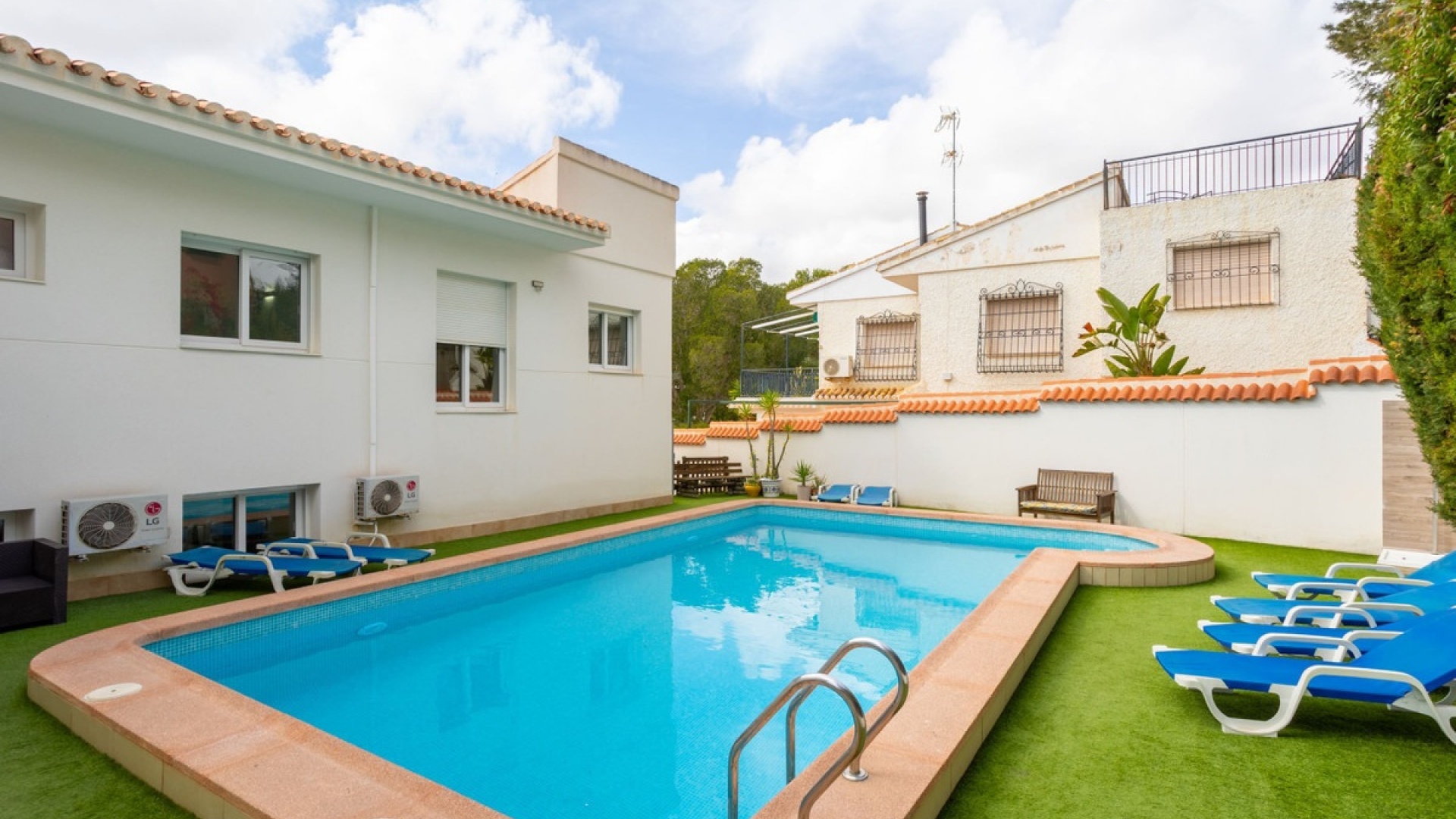 Wederverkoop - Villa - Orihuela - Campoamor