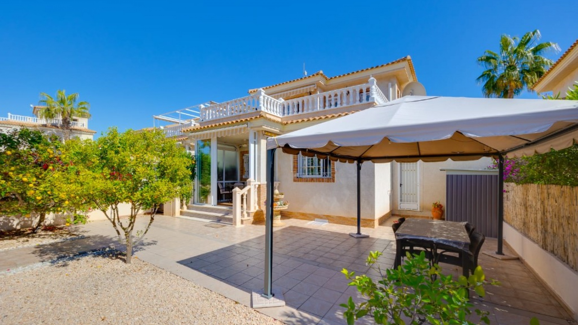 Wederverkoop - Villa - Orihuela Costa - La Zenia