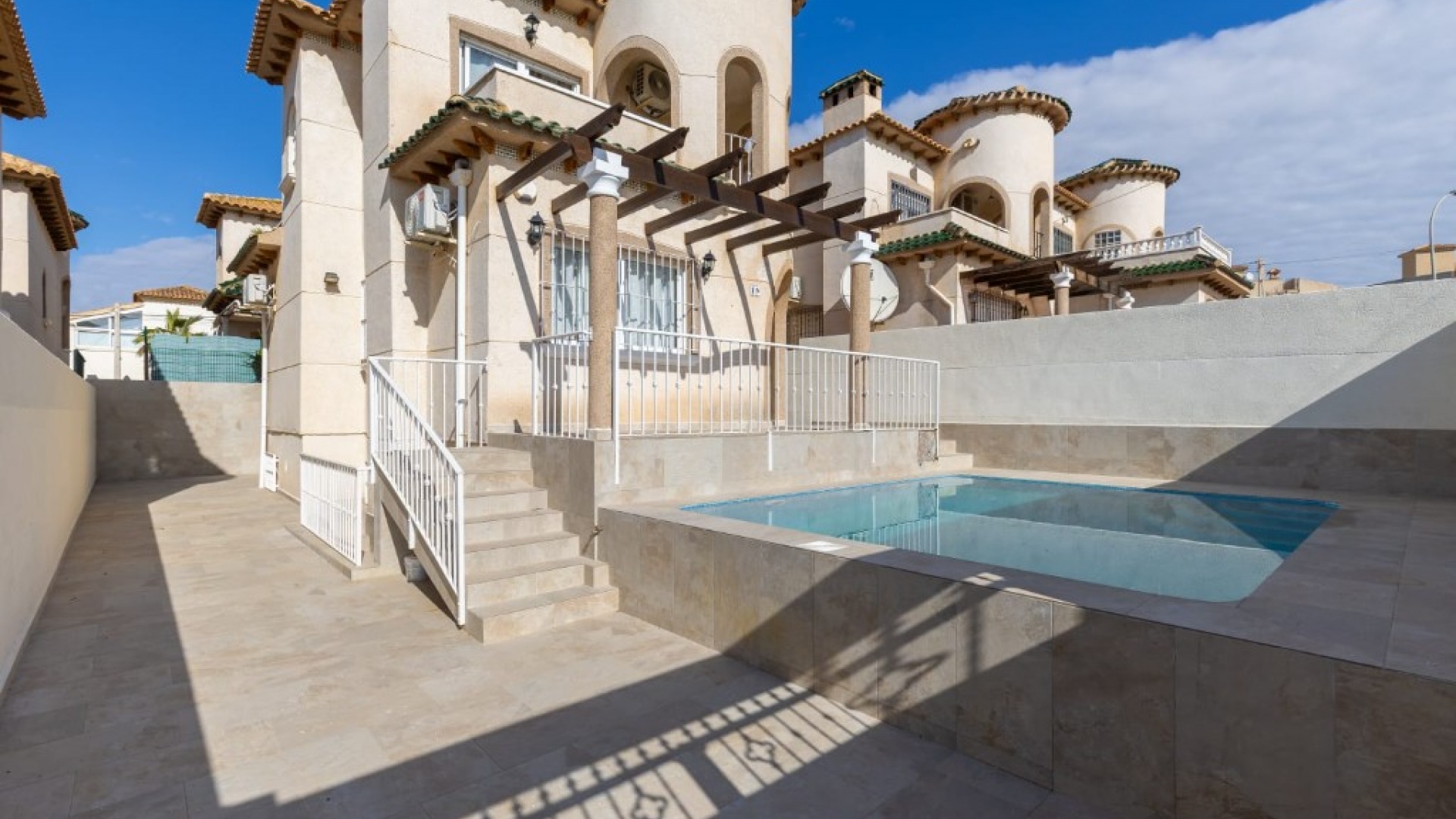 Wederverkoop - Villa - Orihuela Costa - Villamartin