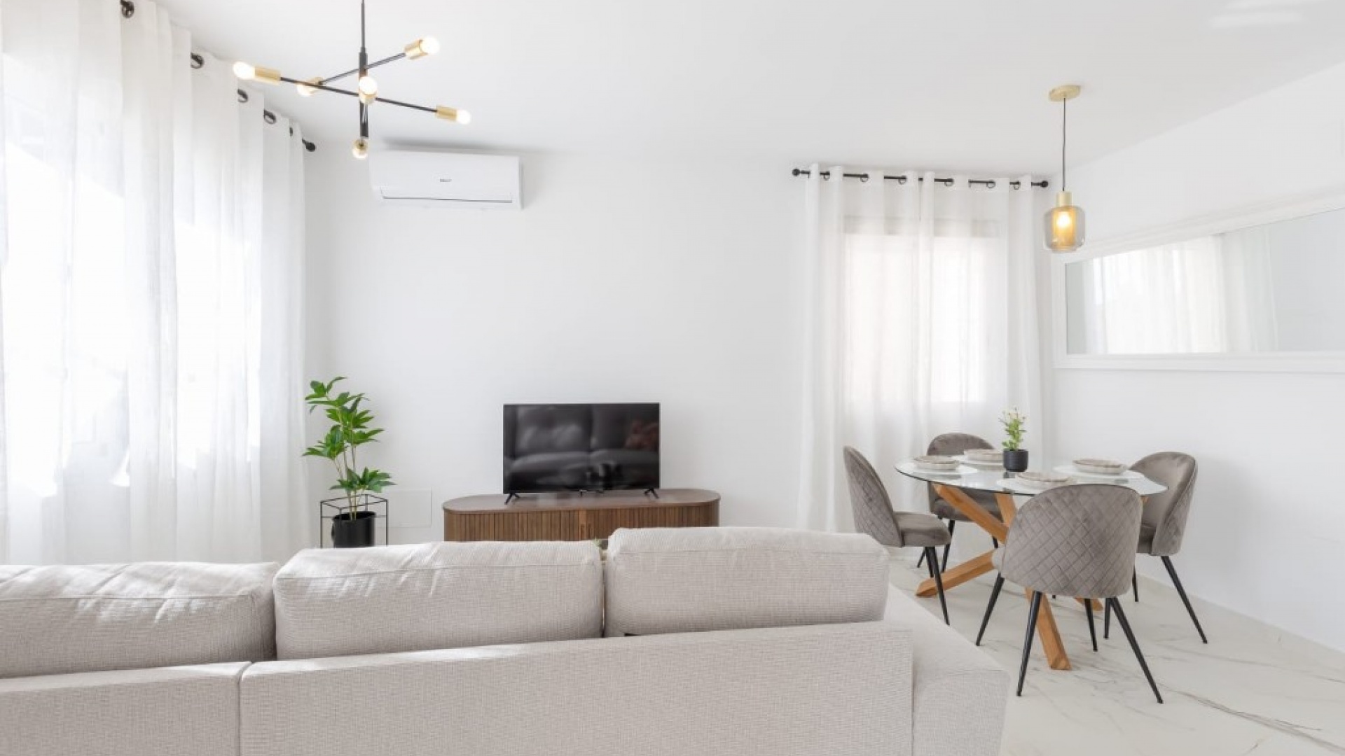 Wederverkoop - Villa - Orihuela Costa - Villamartin