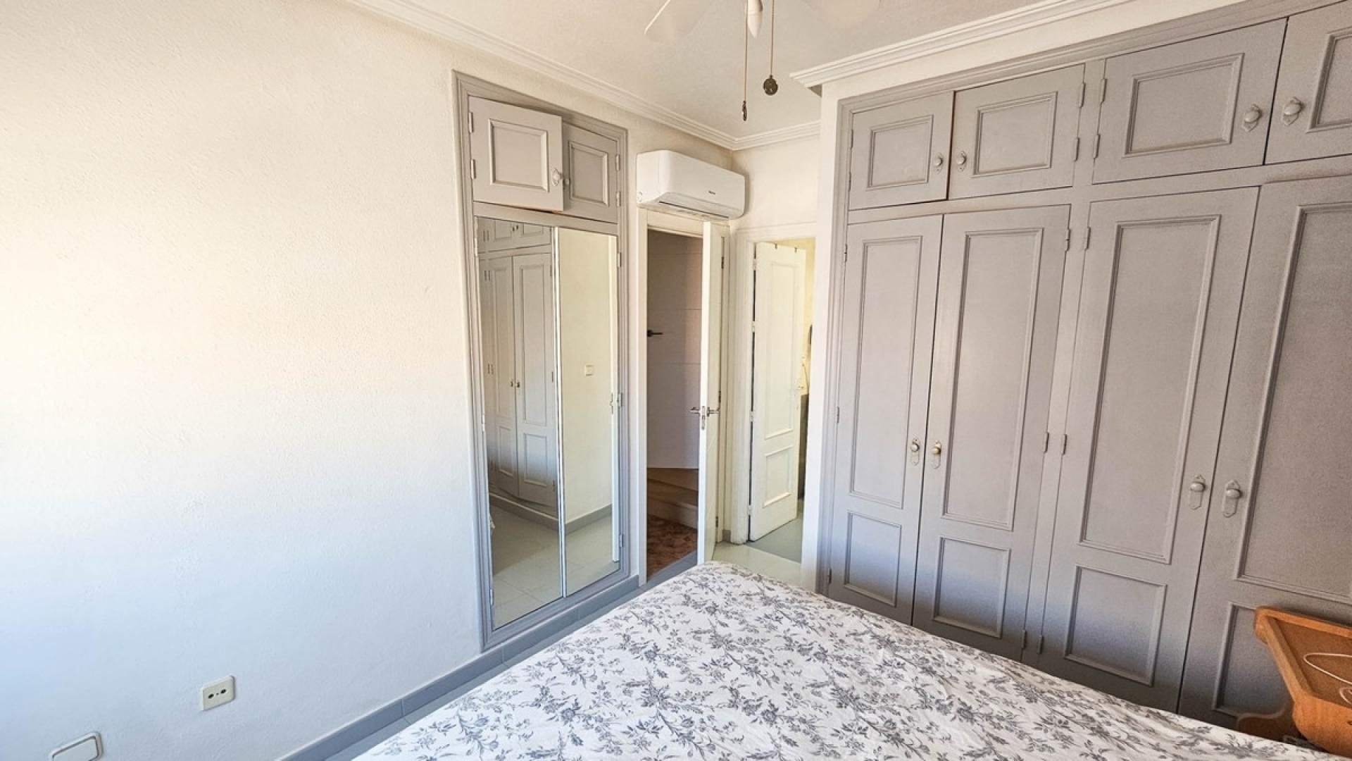 Wederverkoop - Villa - Orihuela - La Zenia