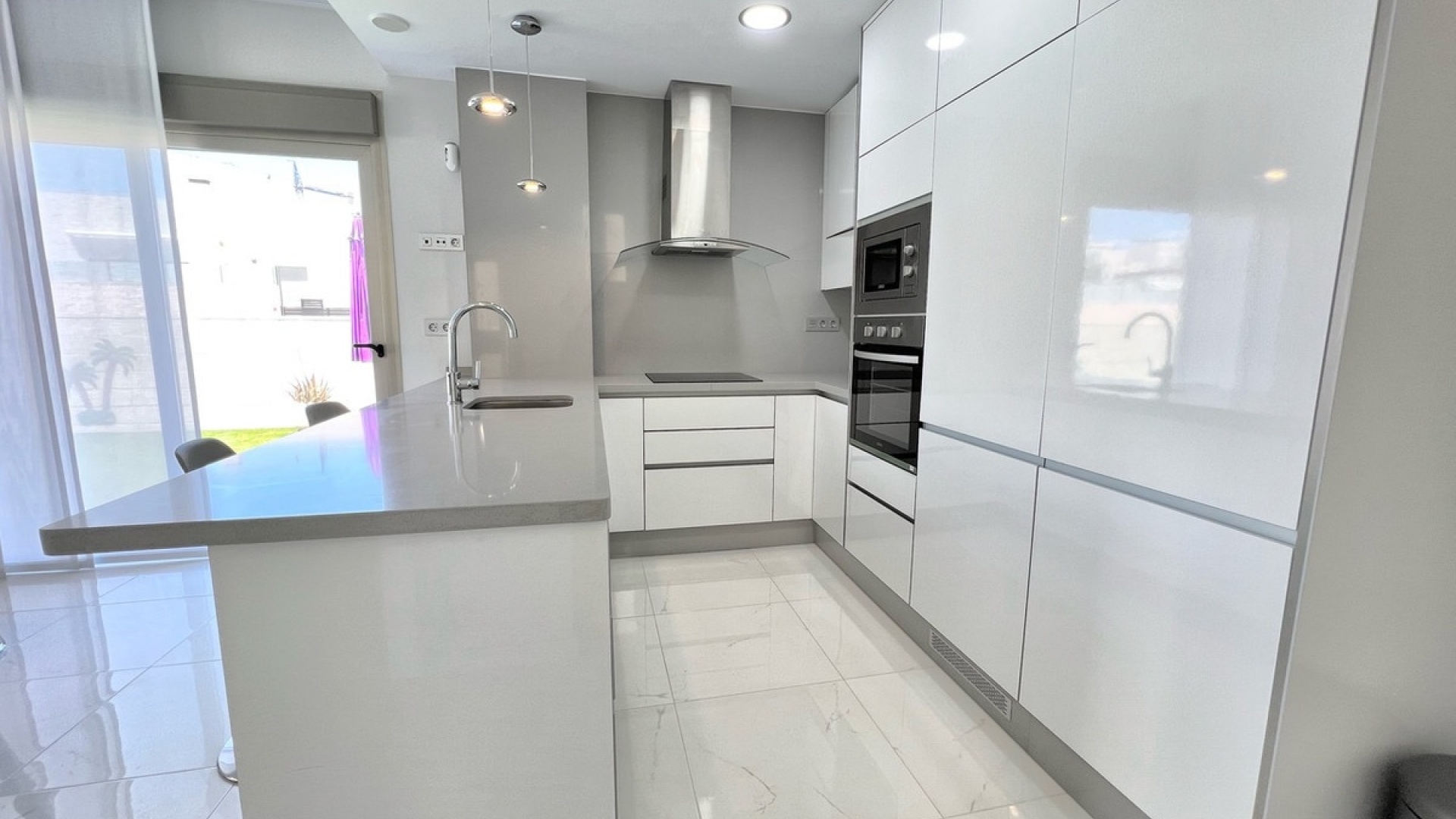 Wederverkoop - Villa - Orihuela - Punta Prima