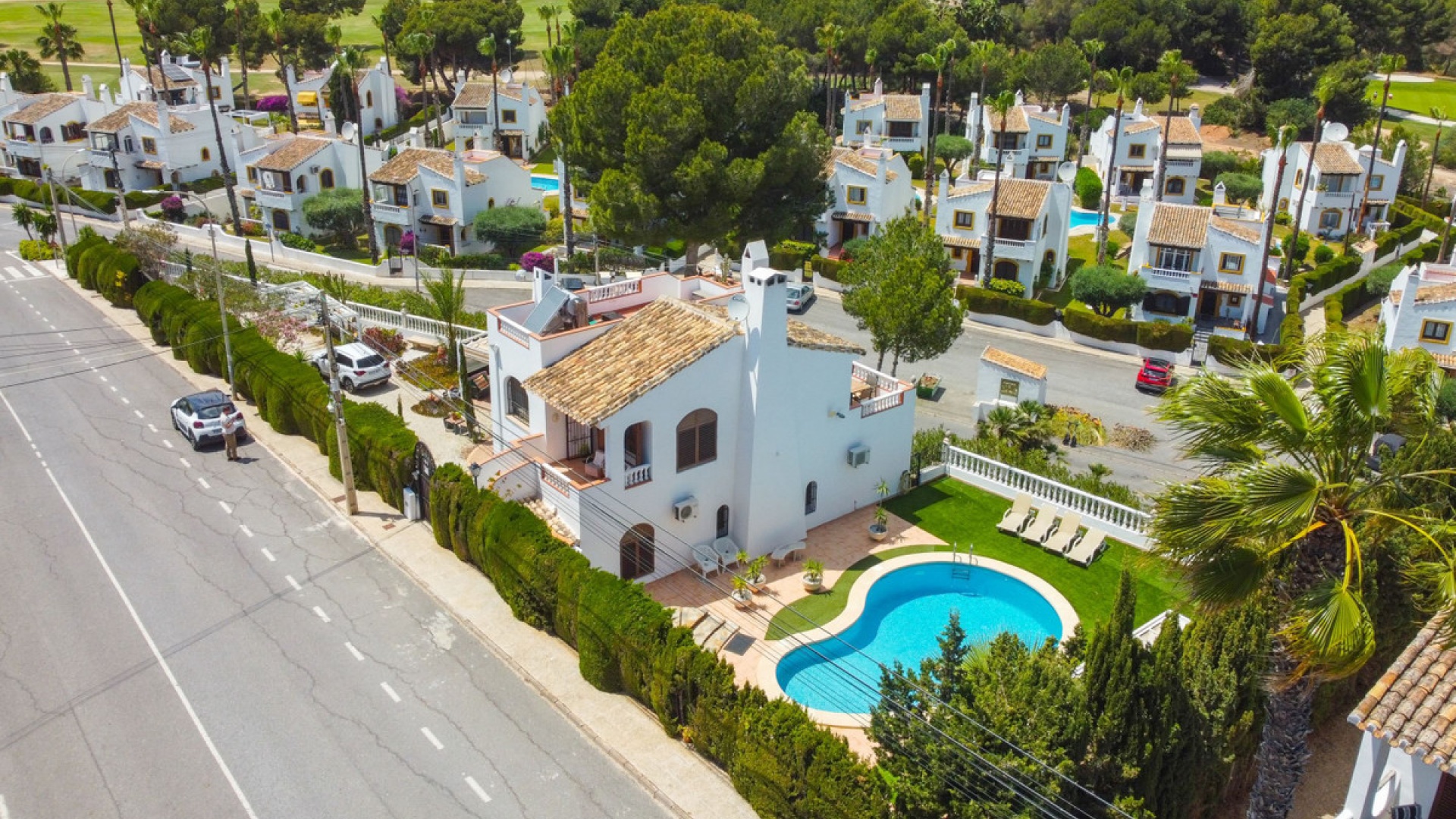 Wederverkoop - Villa - Orihuela - Villamartin