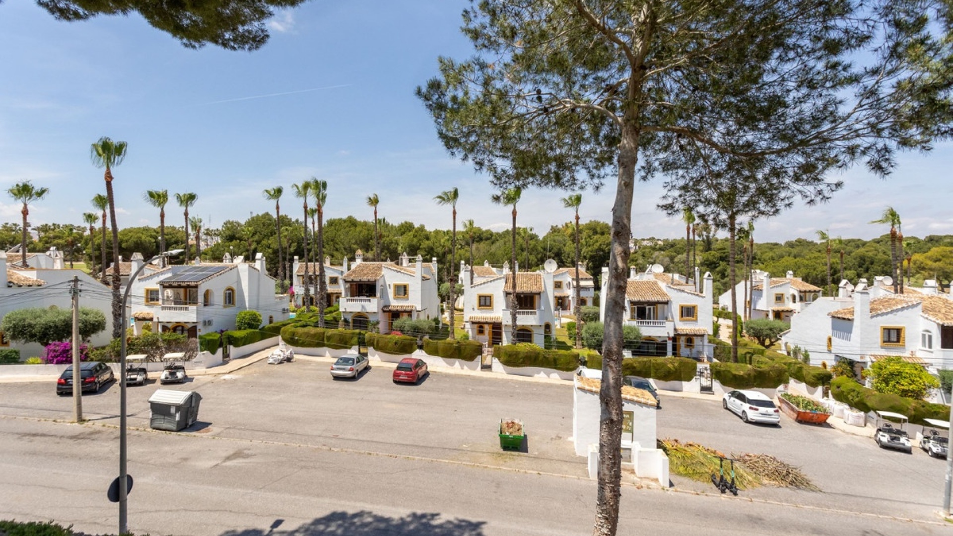 Wederverkoop - Villa - Orihuela - Villamartin