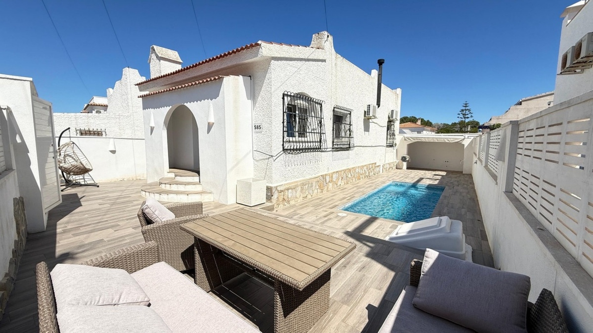 Wederverkoop - Villa - Orihuela - Villamartin