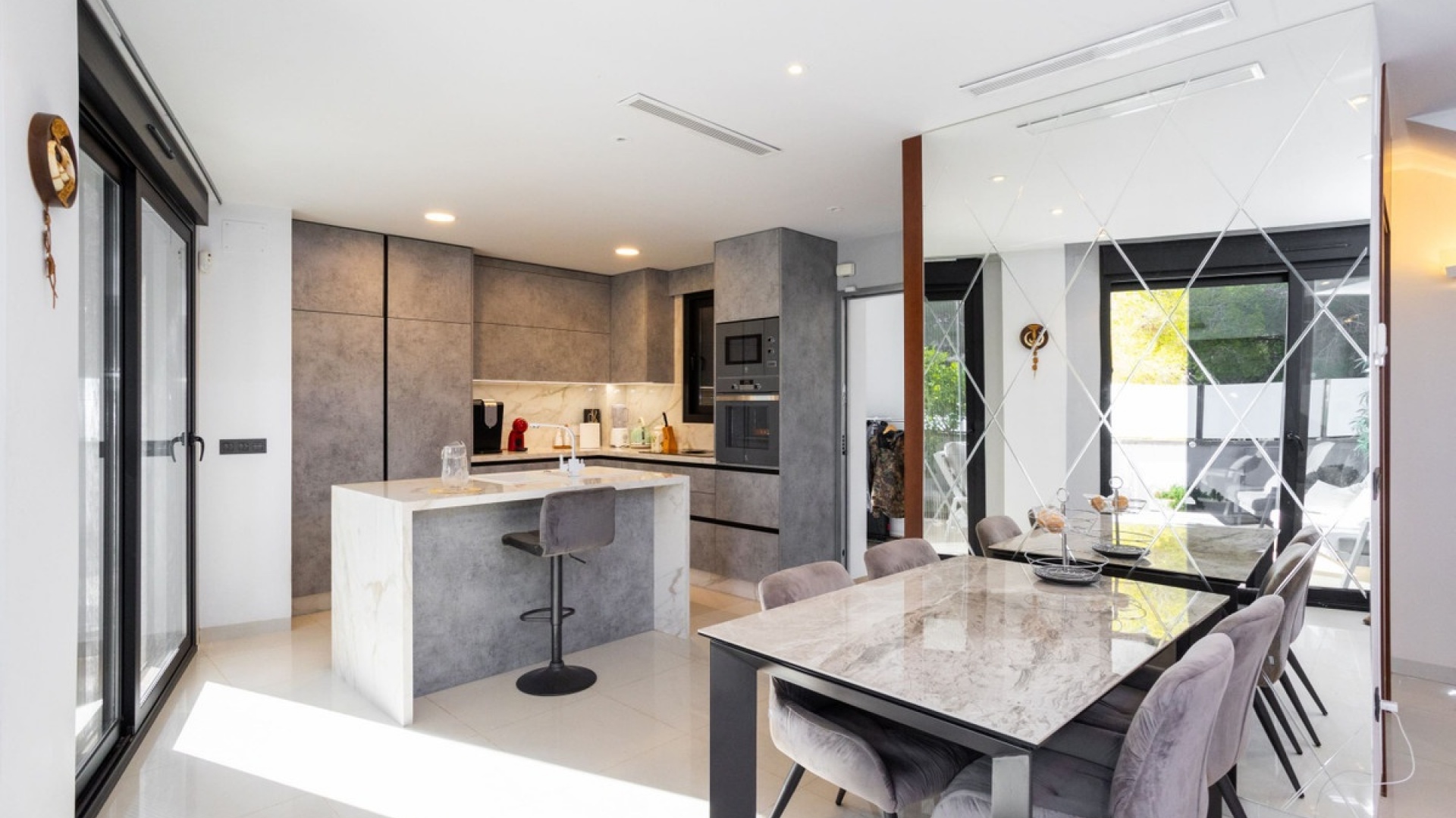 Wederverkoop - Villa - Orihuela - Villamartin