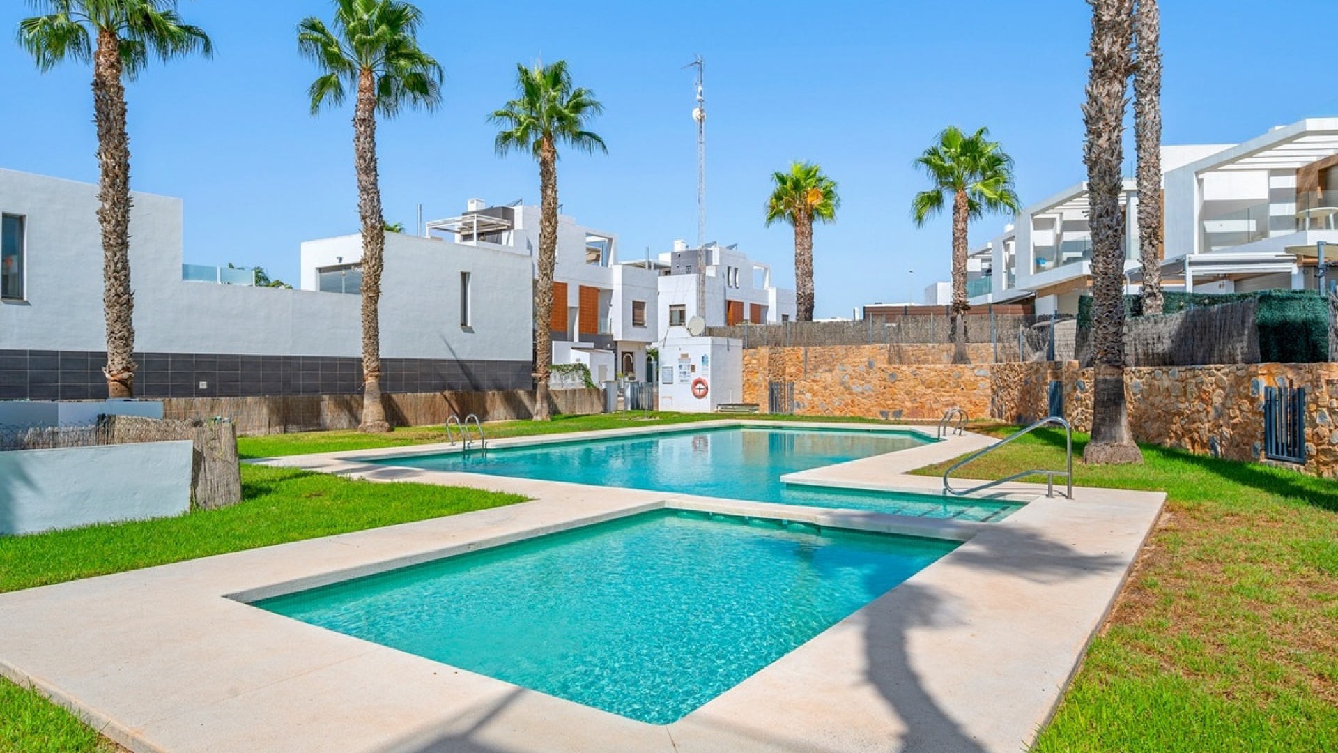 Wederverkoop - Villa - Orihuela - Villamartin