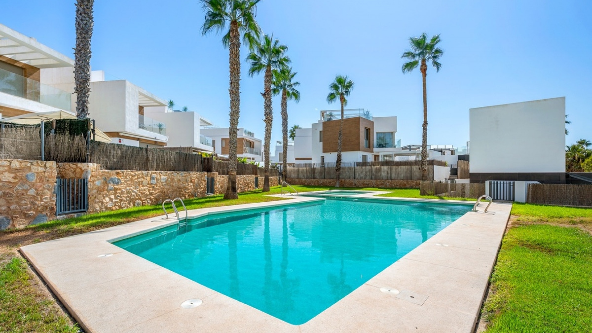 Wederverkoop - Villa - Orihuela - Villamartin