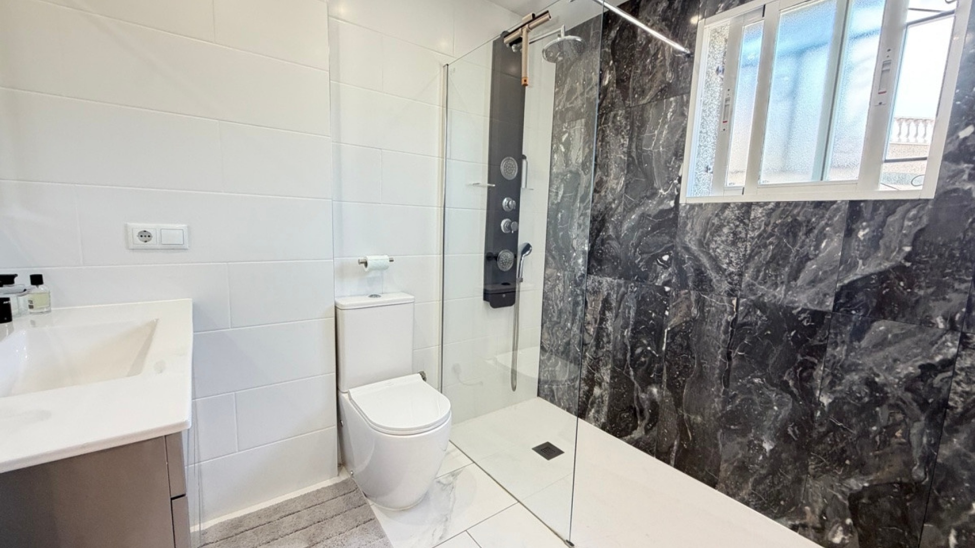 Wederverkoop - Villa - Orihuela - Villamartin