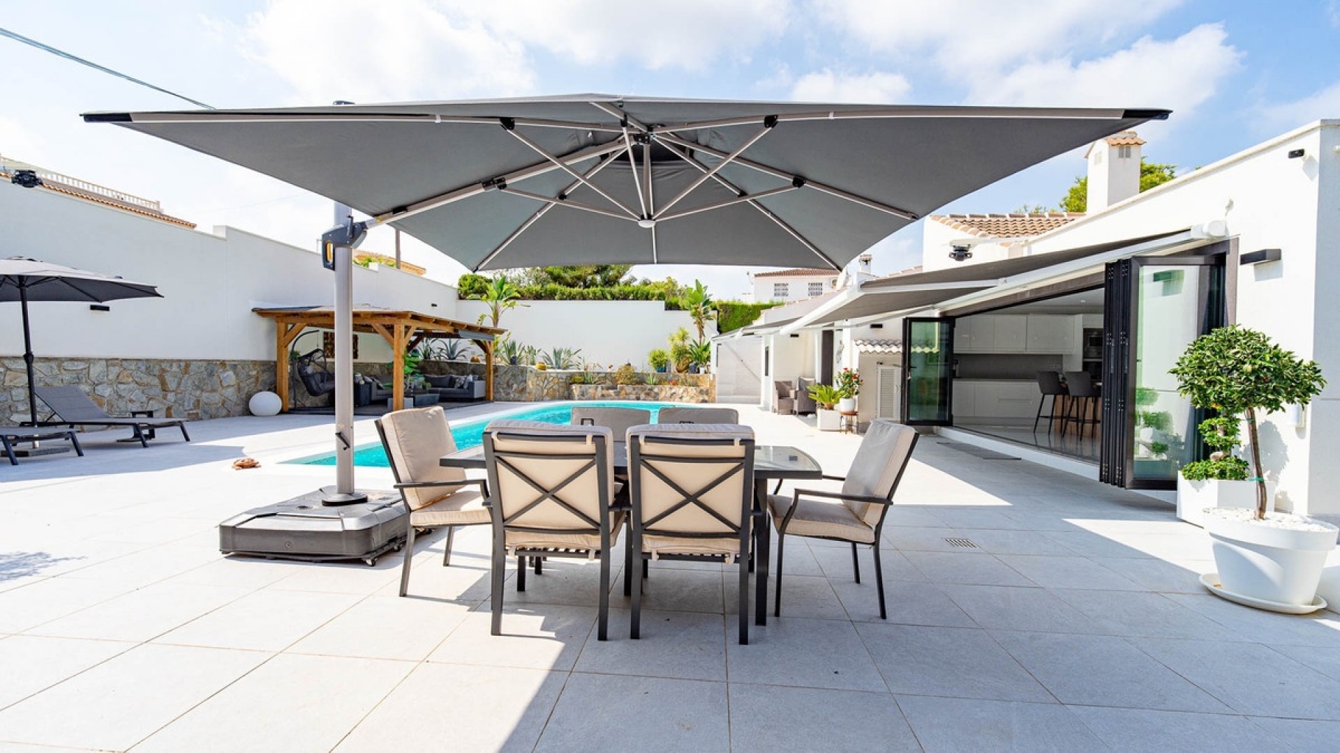 Wederverkoop - Villa - Orihuela - Villamartin