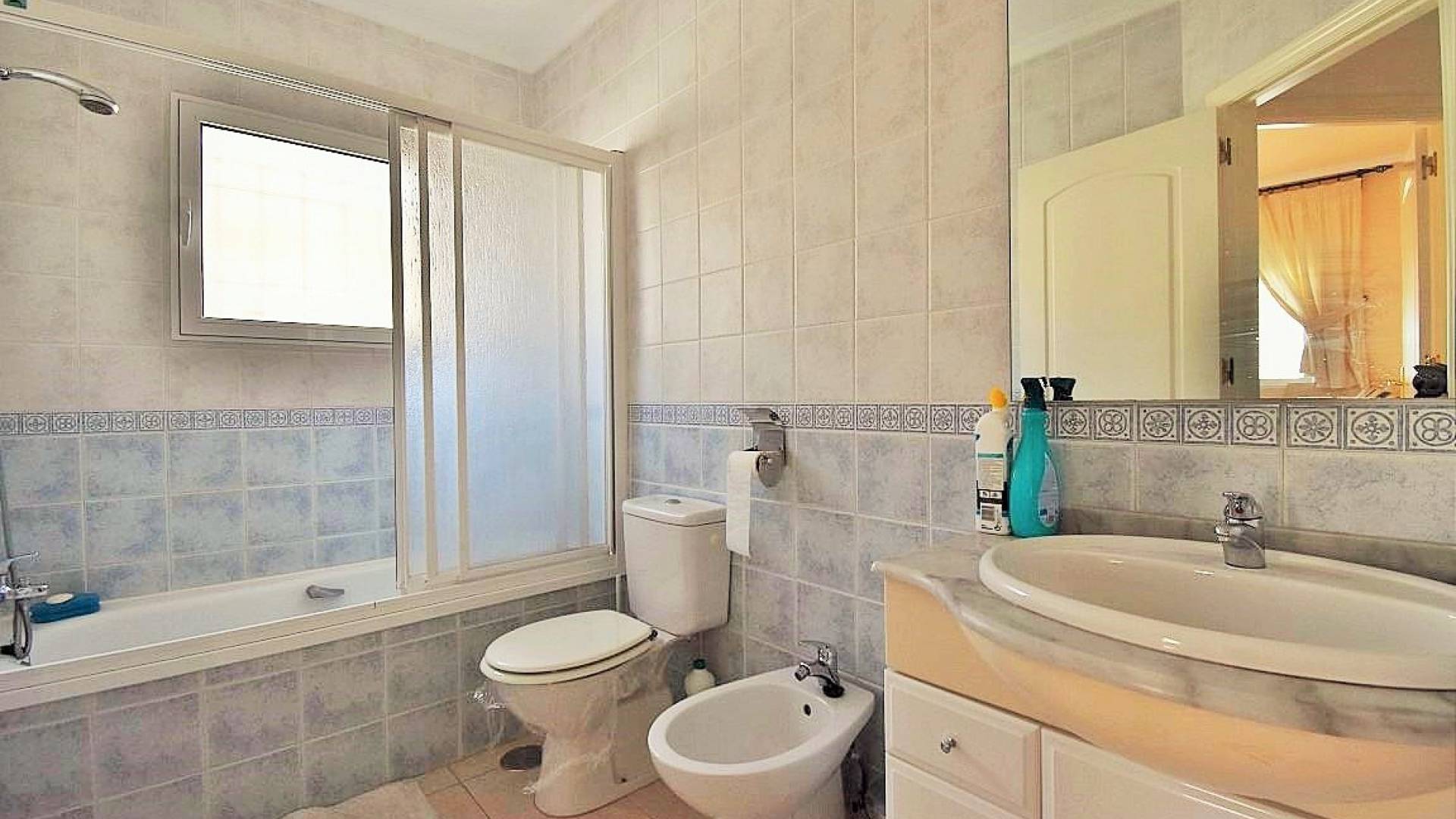 Wederverkoop - Villa - Playa Flamenca - avalon