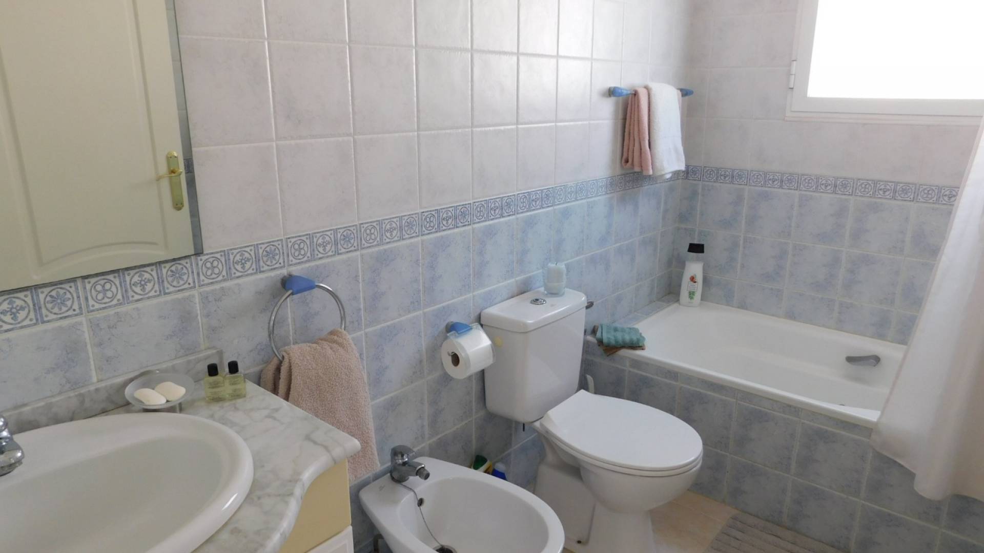 Wederverkoop - Villa - Playa Flamenca - avalon