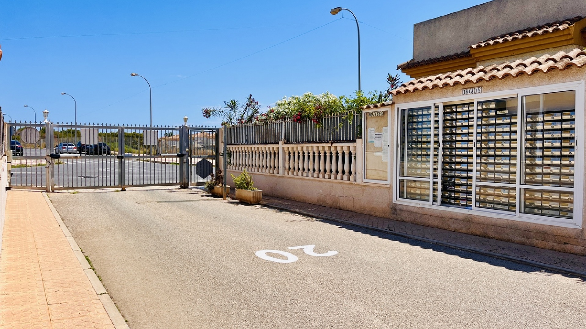 Wederverkoop - Villa - Playa Flamenca - iria