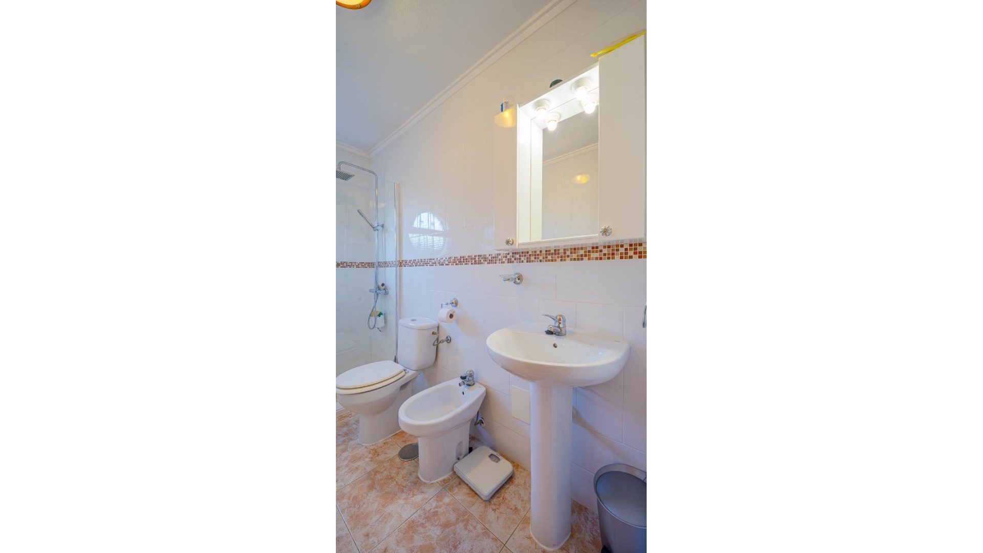 Wederverkoop - Villa - Playa Flamenca - iria