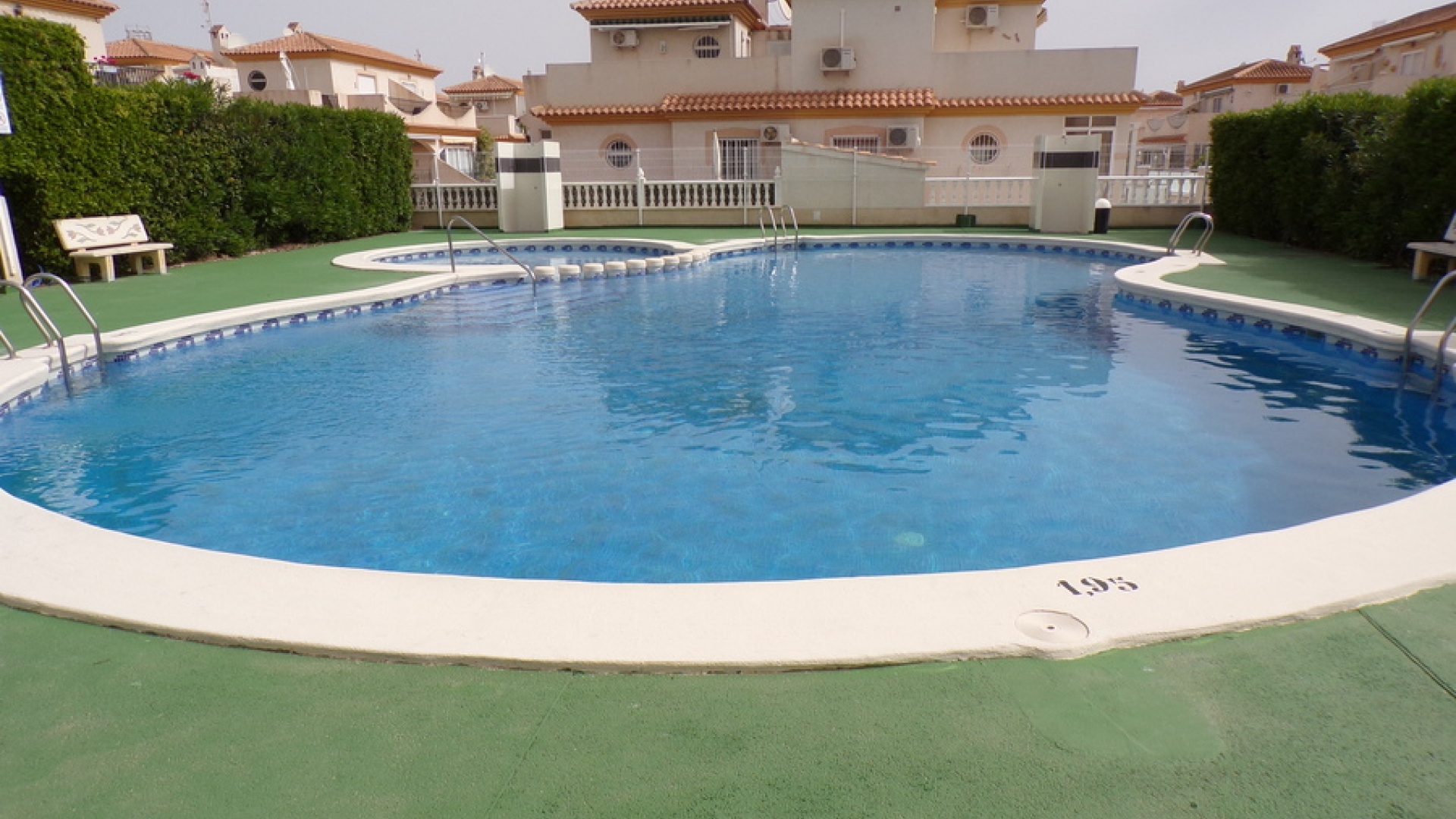 Wederverkoop - Villa - Playa Flamenca - iria