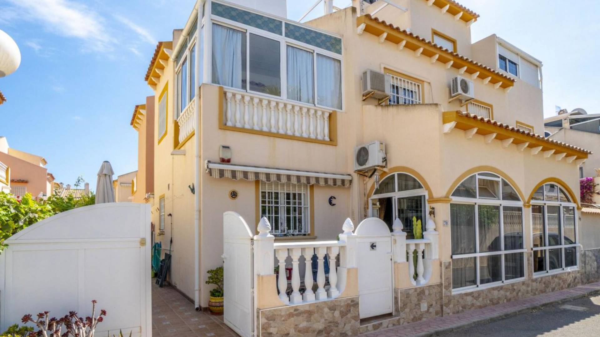 Wederverkoop - Villa - Playa Flamenca - perla del mar