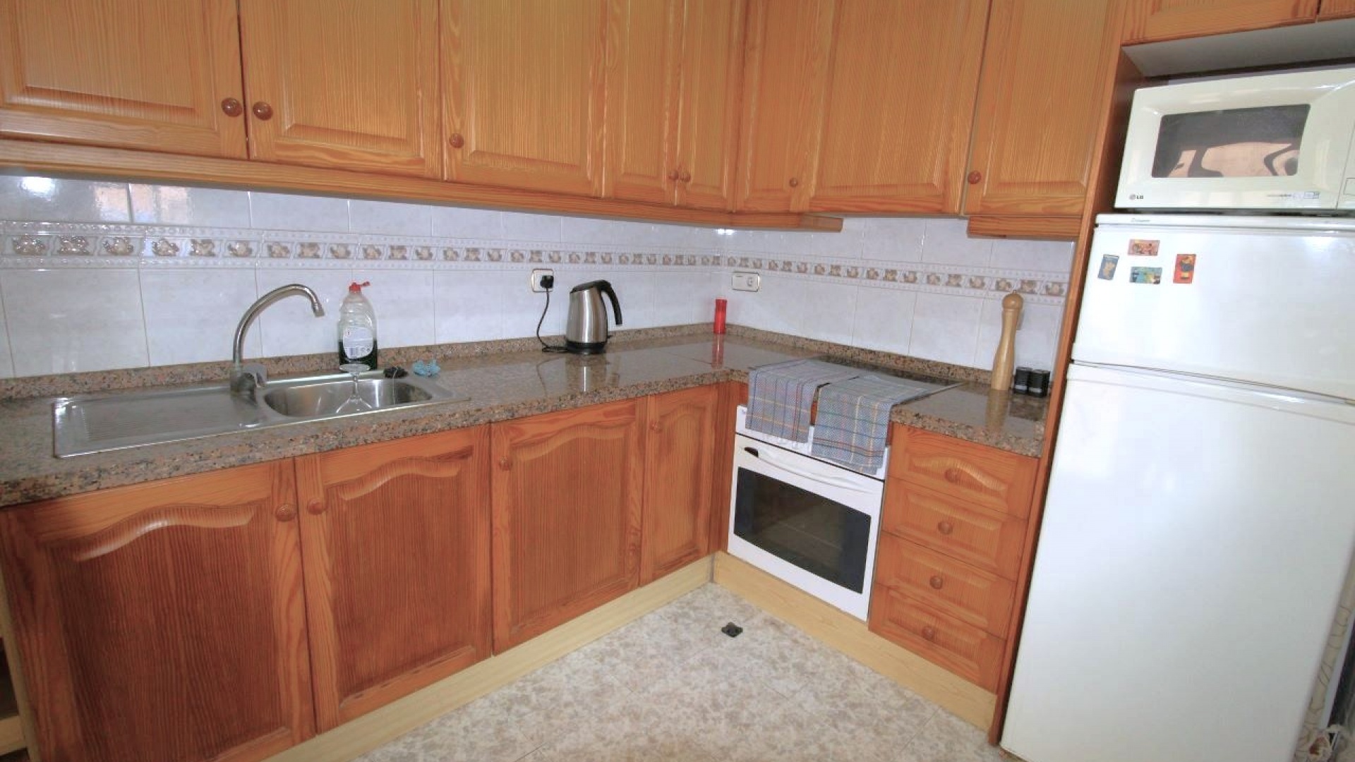 Wederverkoop - Villa - Playa Flamenca - pueblo caballero