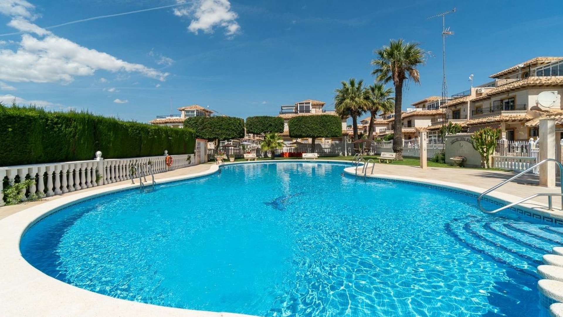 Wederverkoop - Villa - Playa Flamenca - san jose