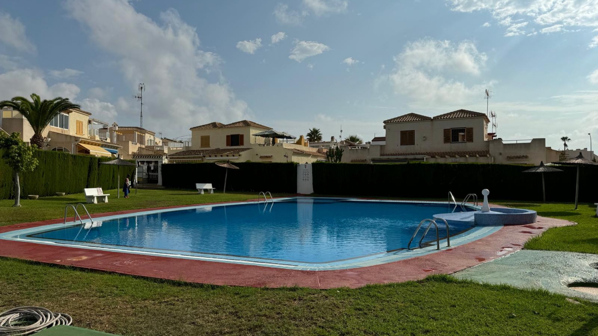 Wederverkoop - Villa - Playa Flamenca - serena