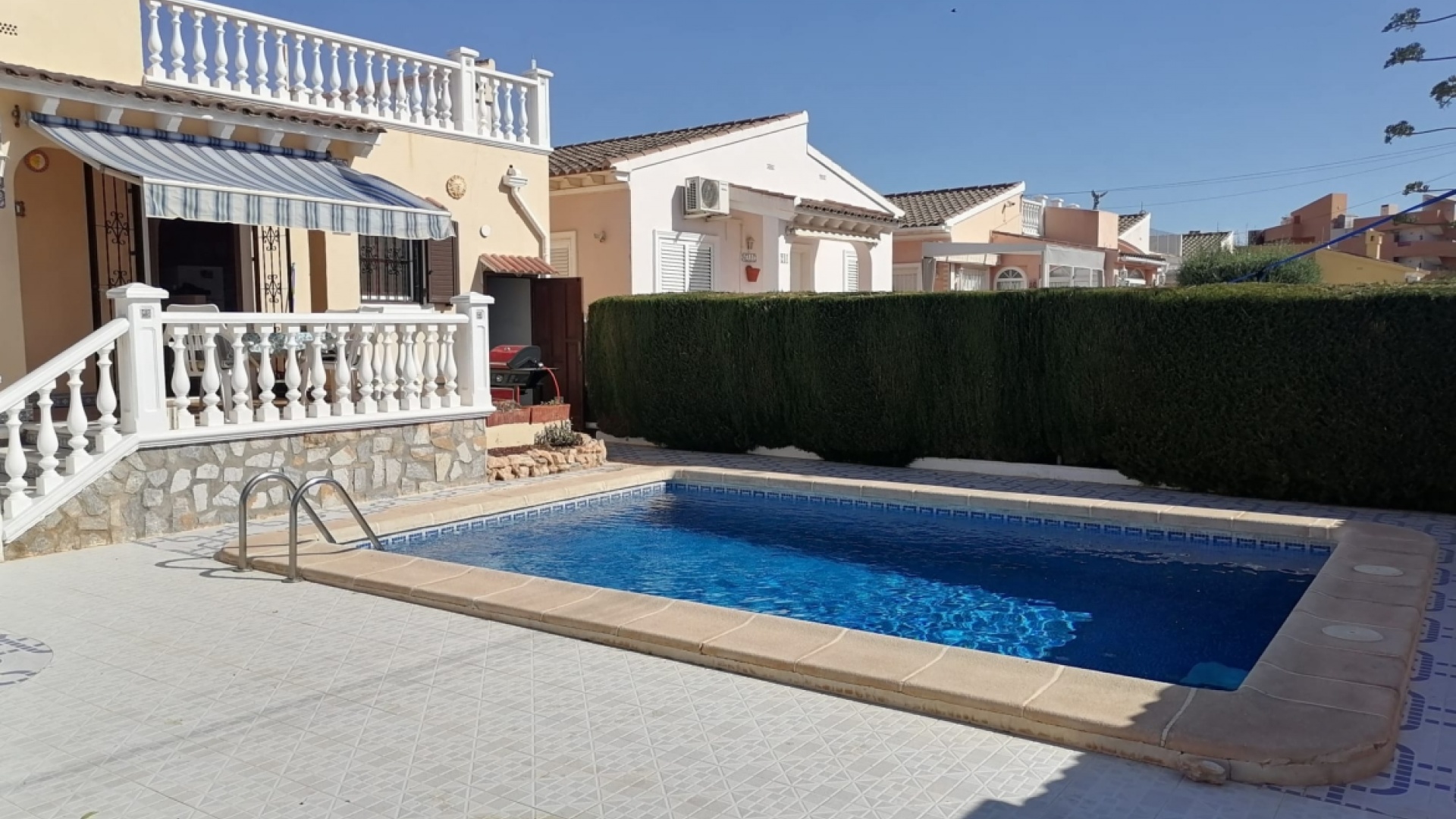 Wederverkoop - Villa - Playa Flamenca - Urb Horizonte