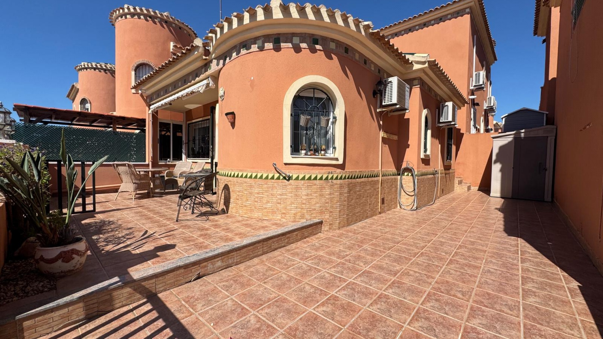 Wederverkoop - Villa - Playa Flamenca - villas san luis