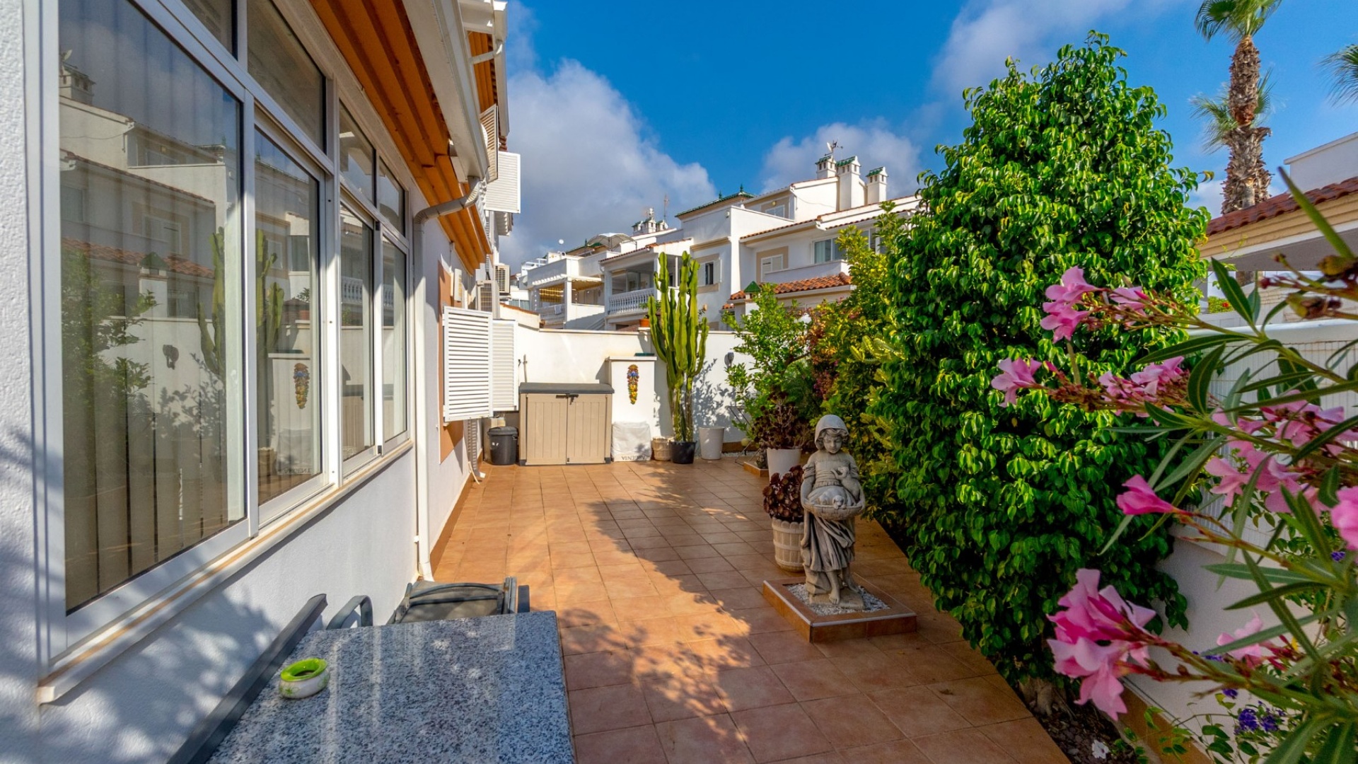 Wederverkoop - Villa - Playa Flamenca - zeniamar