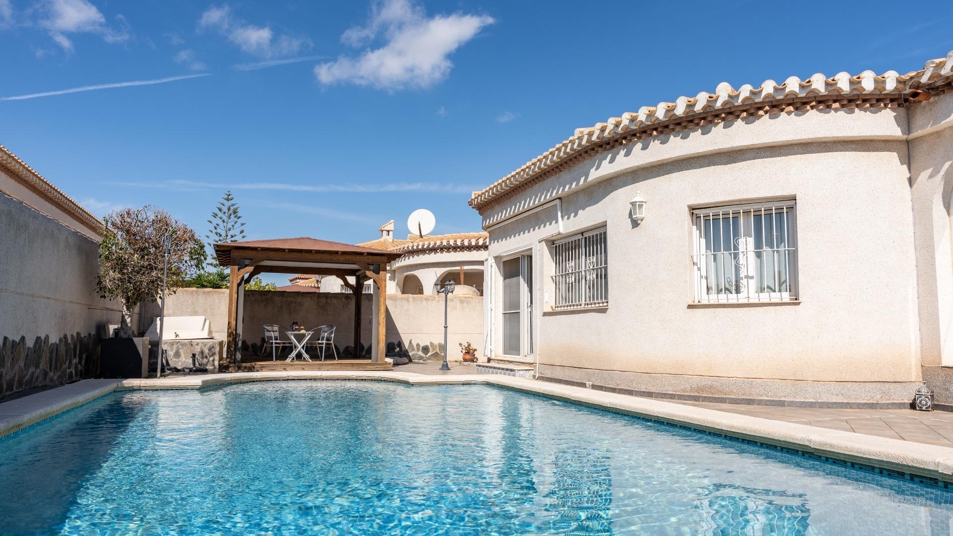 Wederverkoop - Villa - Playa Flamenca