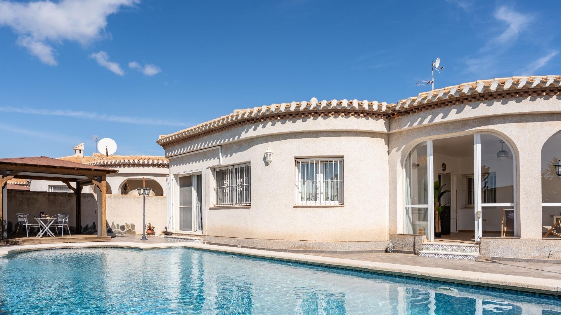 Wederverkoop - Villa - Playa Flamenca