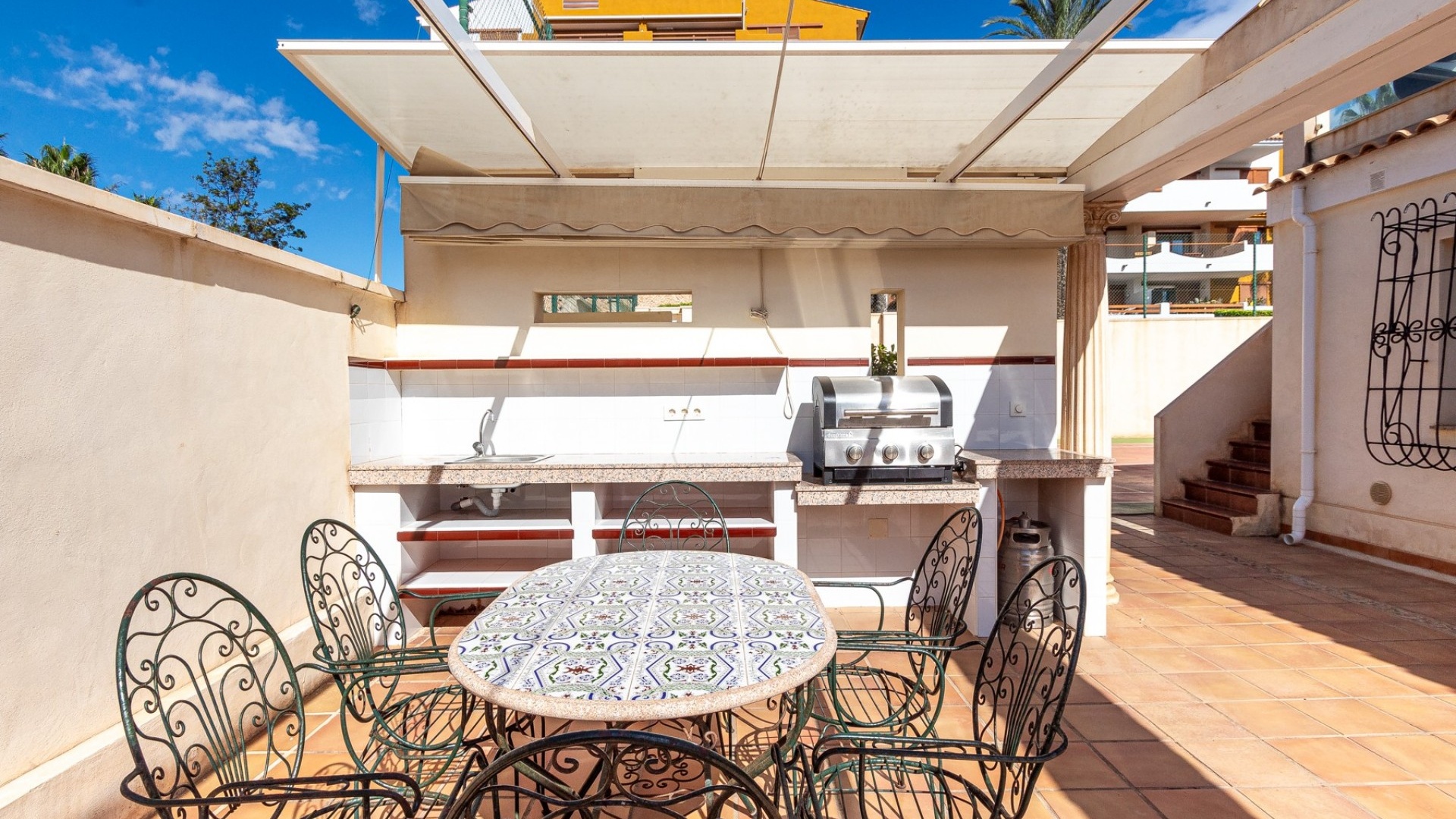 Wederverkoop - Villa - Punta Prima - beachside punta prima