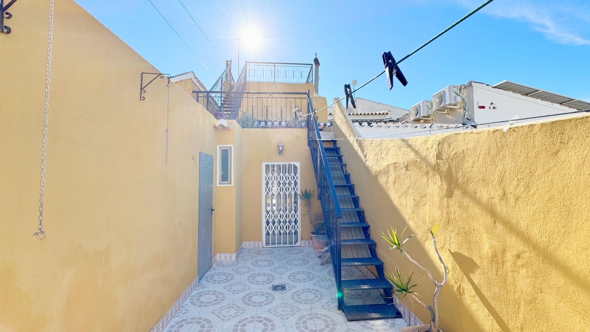 Wederverkoop - Villa - Punta Prima - beachside punta prima