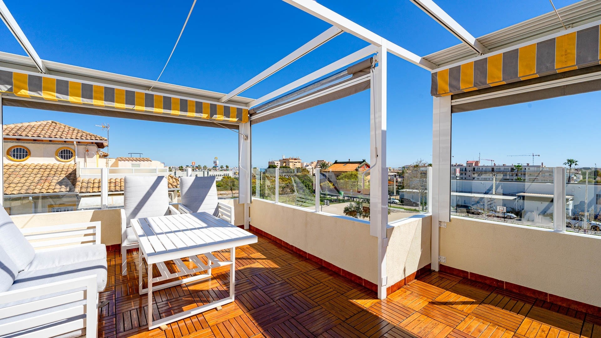 Wederverkoop - Villa - Punta Prima - la campana