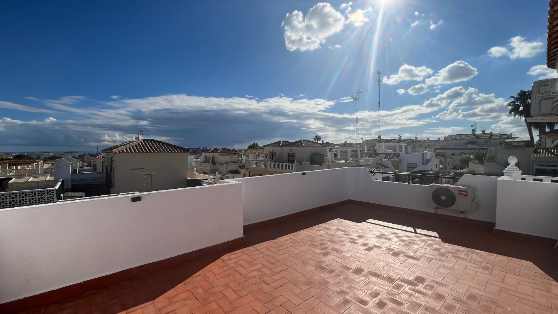 Wederverkoop - Villa - Punta Prima - serena