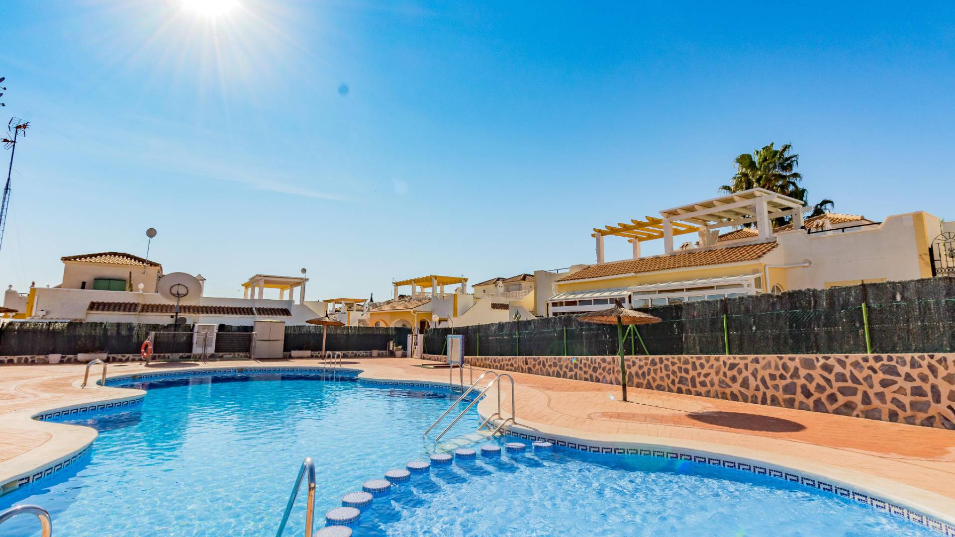 Wederverkoop - Villa - Punta Prima - serena