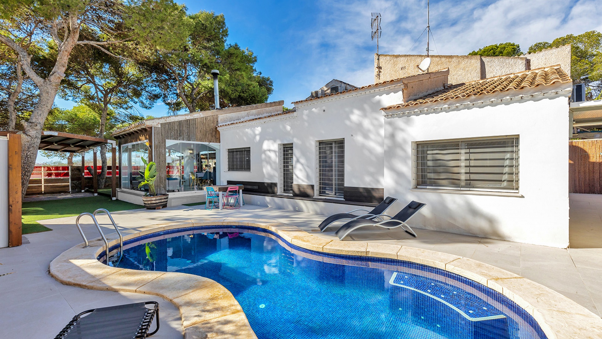 Wederverkoop - Villa - Punta Prima