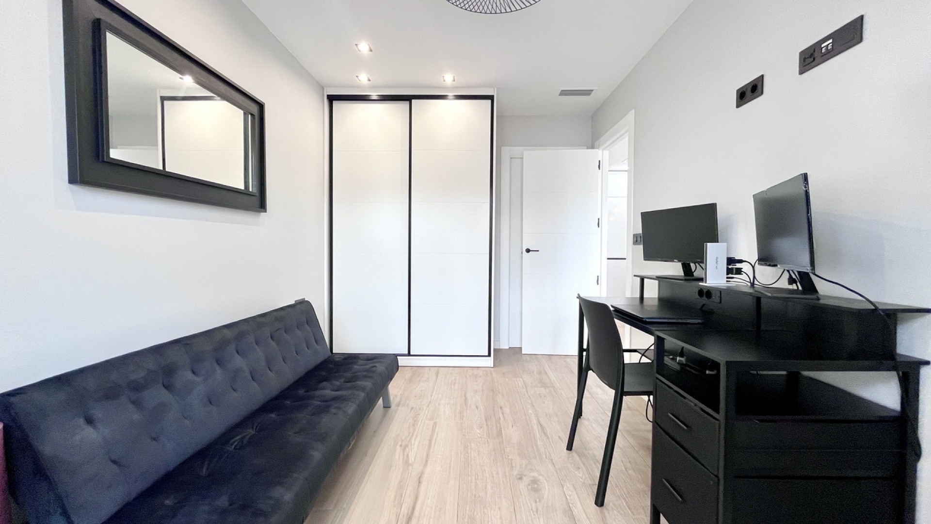 Wederverkoop - Villa - Punta Prima