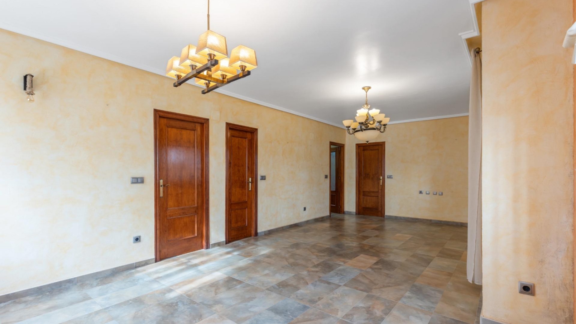 Wederverkoop - Villa - San Miguel de Salinas - Lake View Mansions