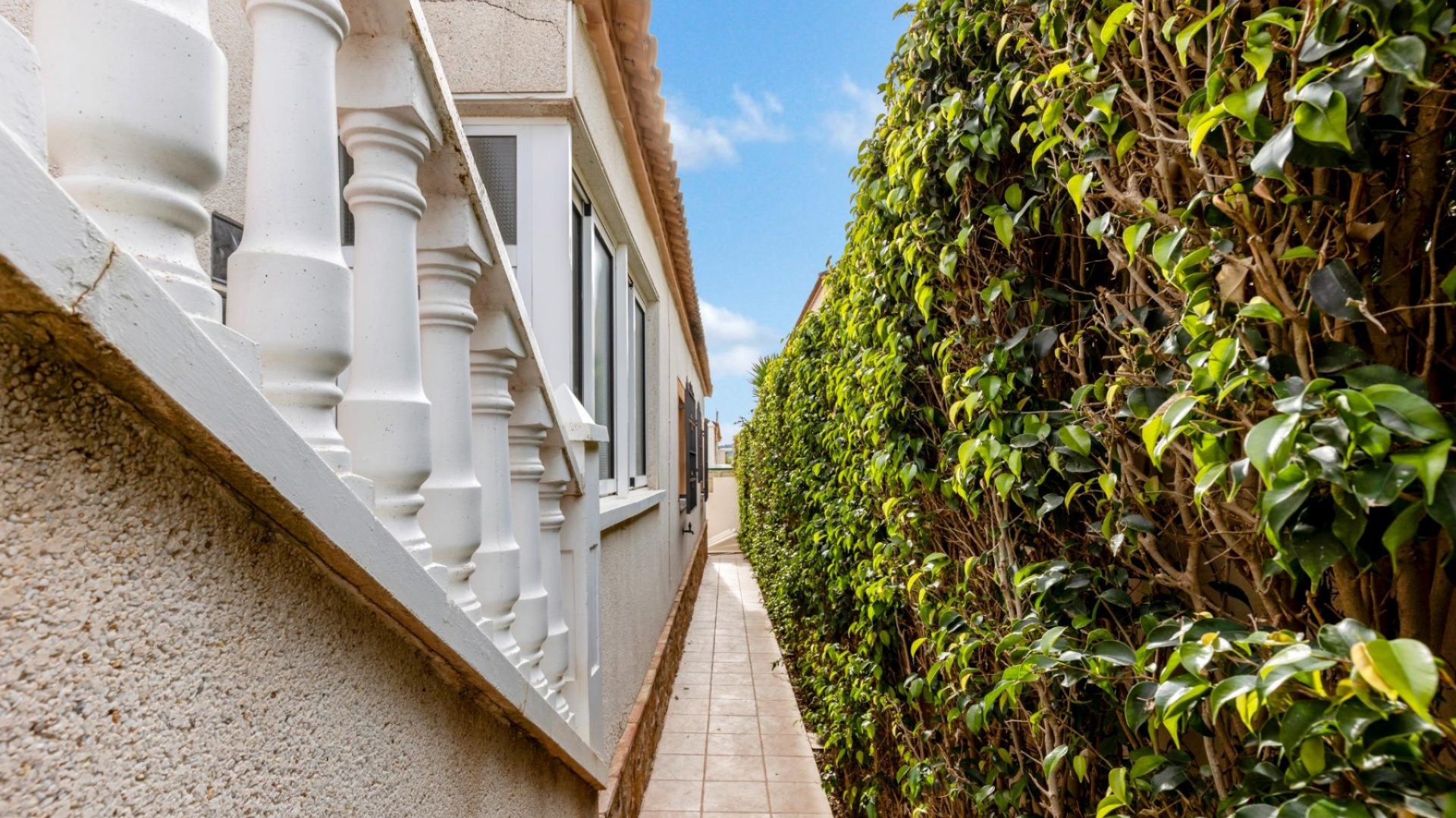 Wederverkoop - Villa - San Miguel de Salinas - Lake View Mansions