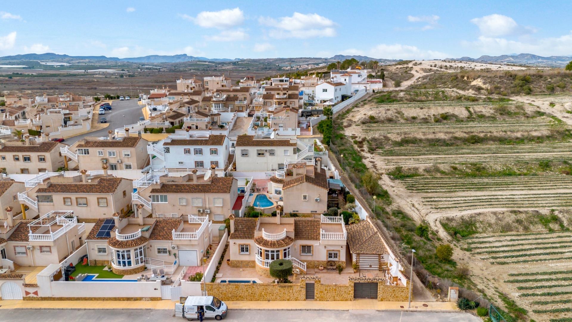 Wederverkoop - Villa - San Miguel de Salinas - Lake View Mansions