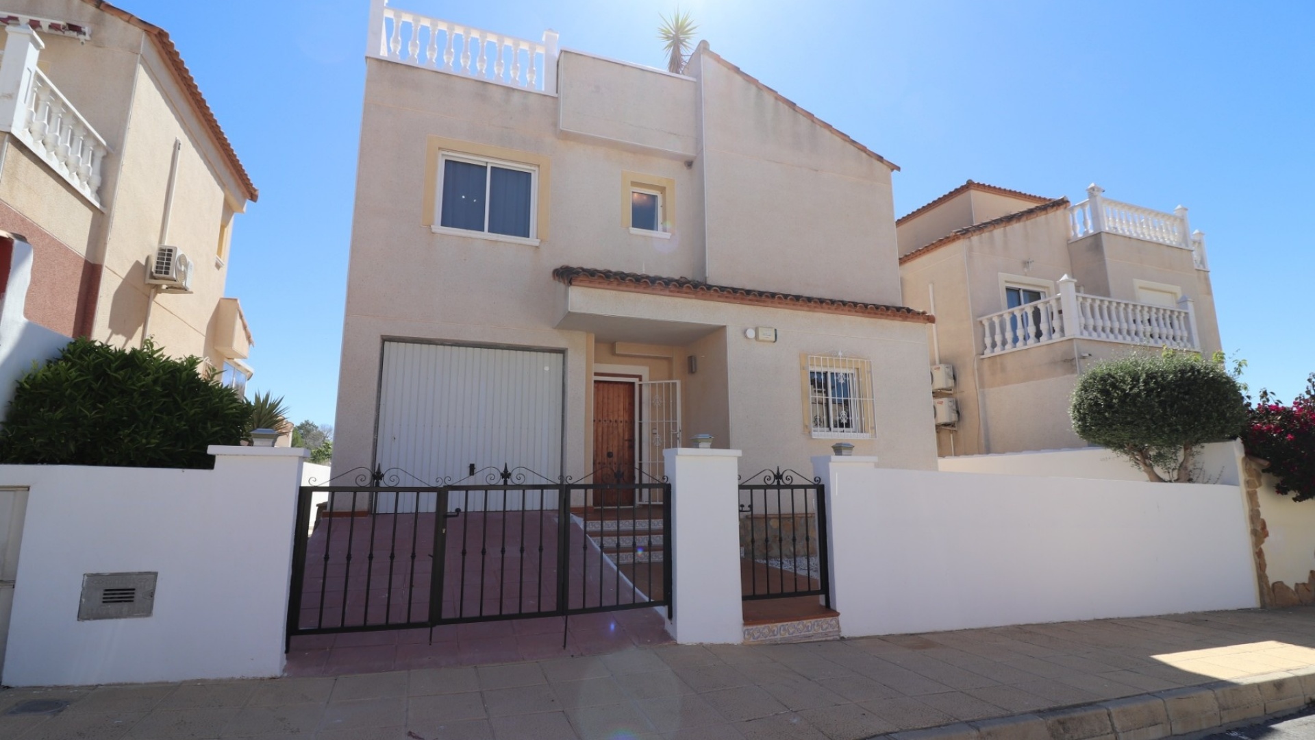 Wederverkoop - Villa - San Miguel de Salinas - Lake View Mansions