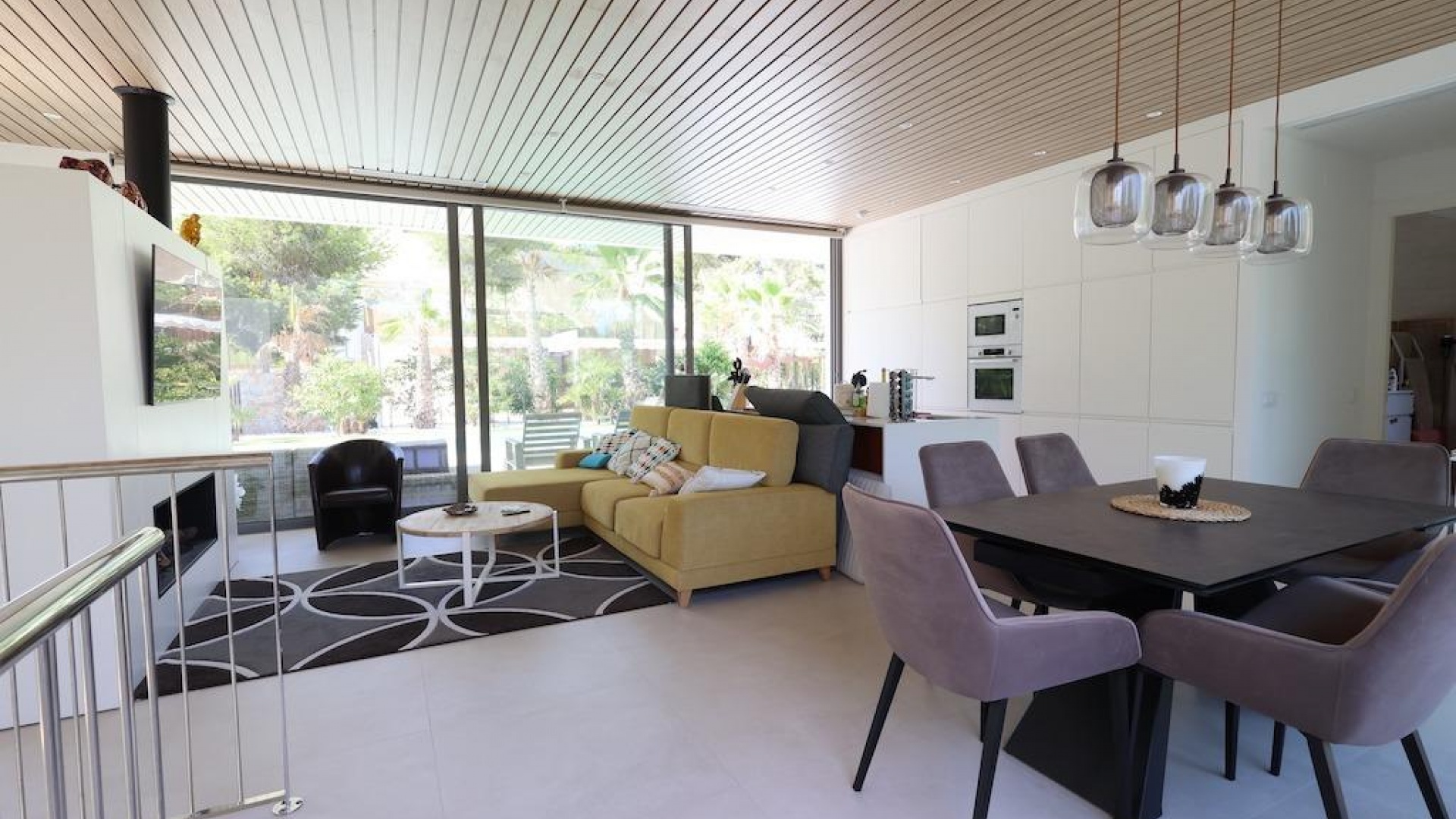 Wederverkoop - Villa - San Miguel de Salinas - Las Colinas Golf and Country Club