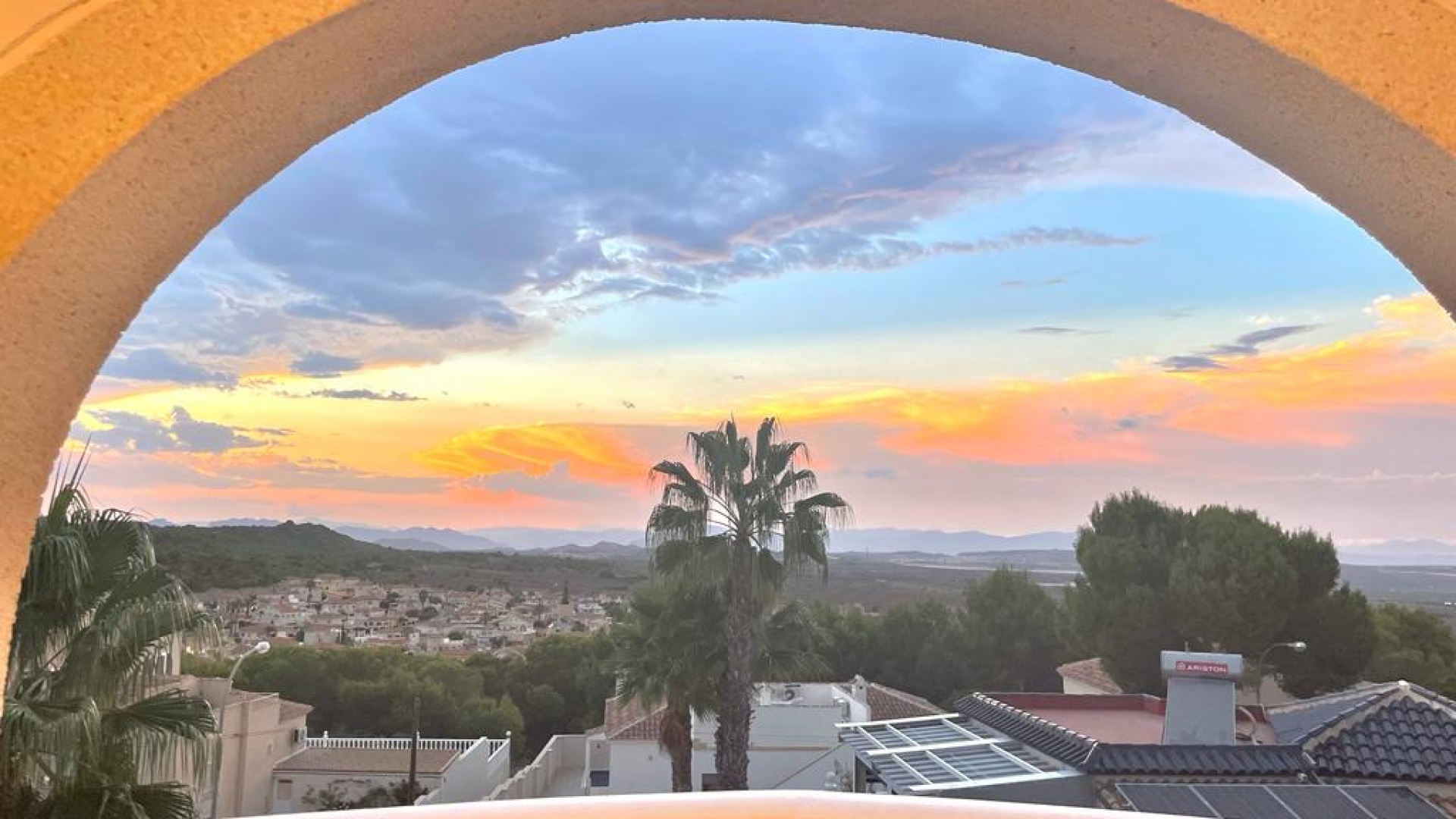 Wederverkoop - Villa - San Miguel de Salinas - las comunicaciones