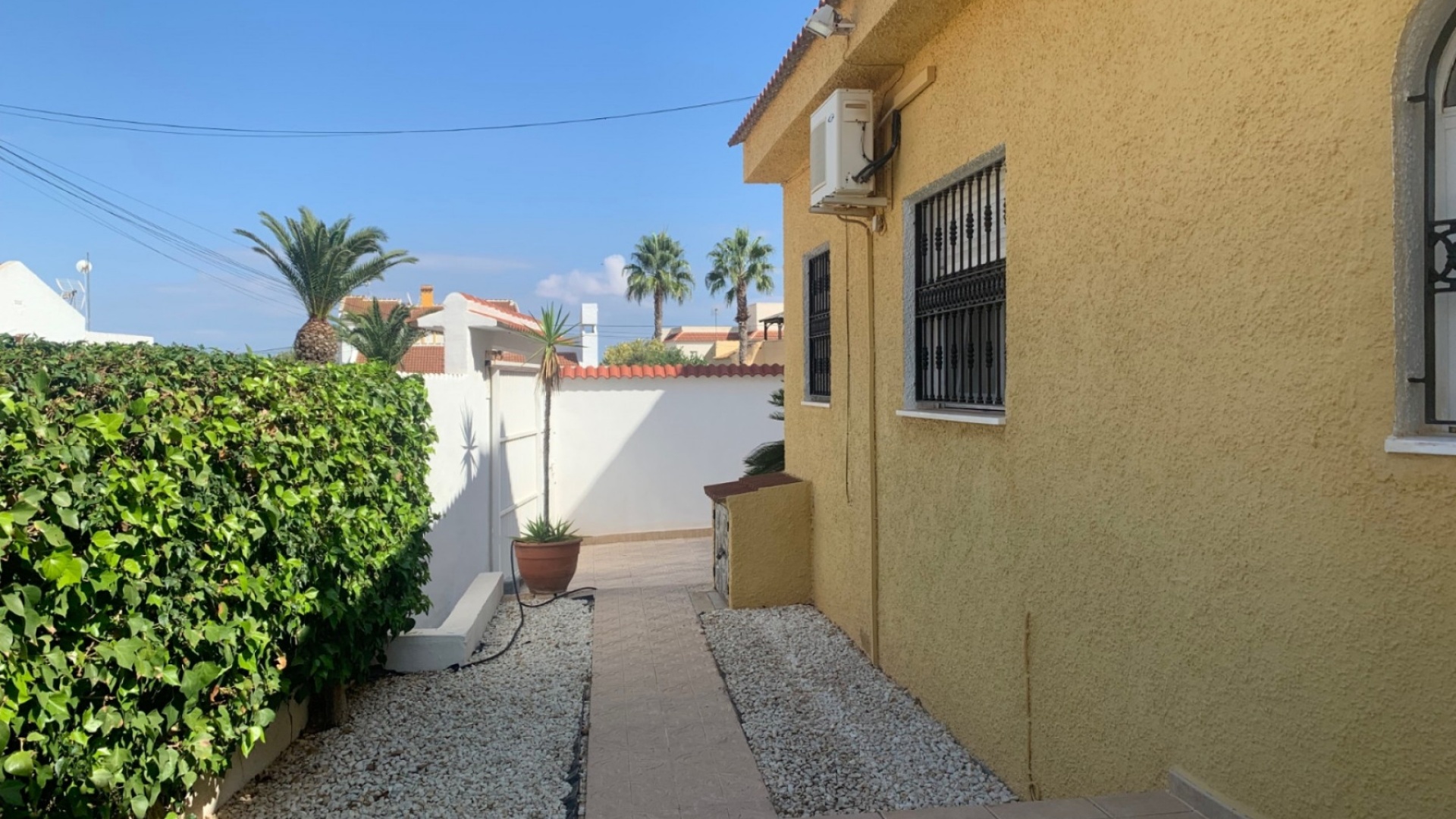 Wederverkoop - Villa - San Miguel de Salinas - las comunicaciones