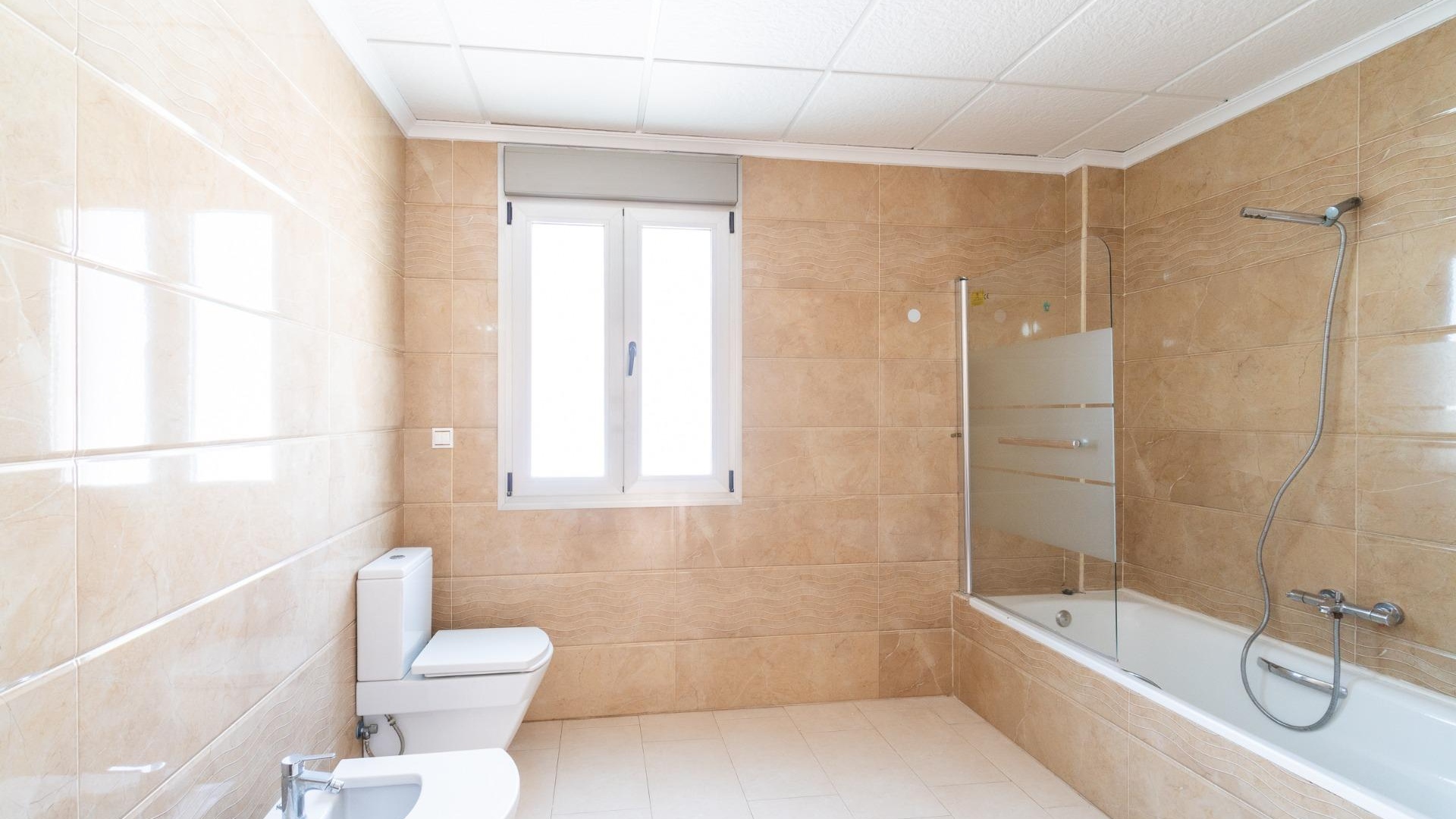 Wederverkoop - Villa - Torrevieja - Aguas Nuevas