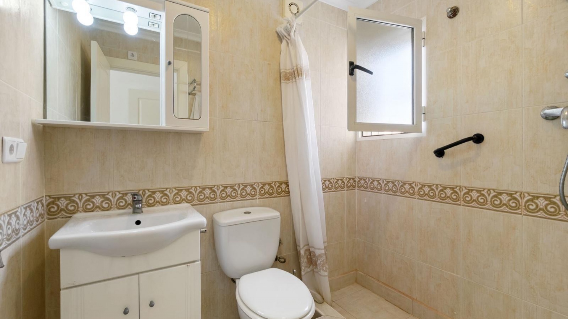 Wederverkoop - Villa - Villamartin - blue lagoon