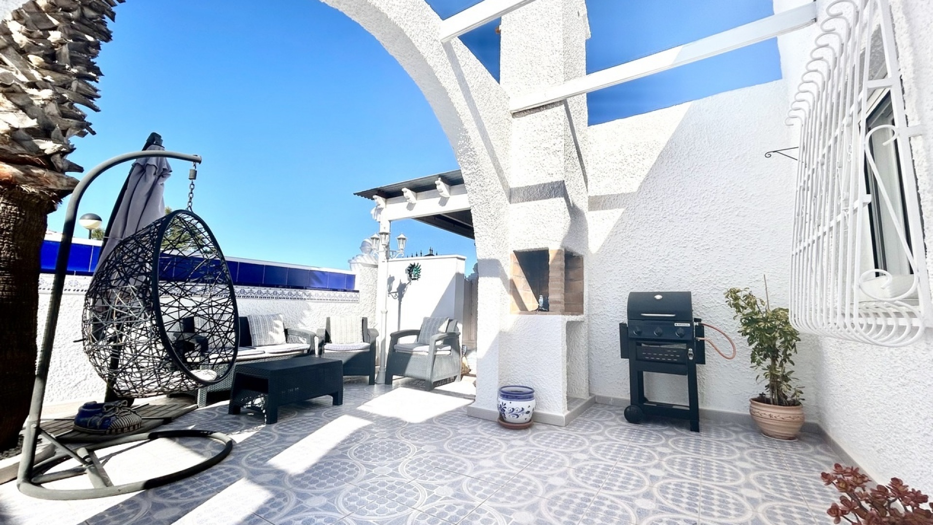 Wederverkoop - Villa - Villamartin - blue lagoon